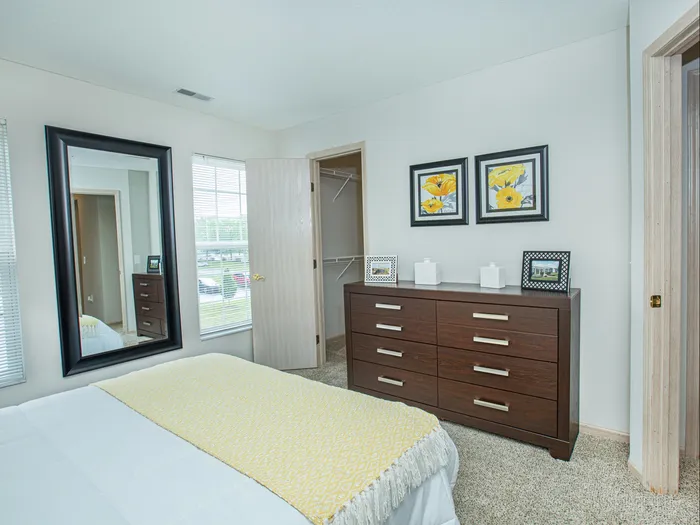 Bedroom (One Bedroom)