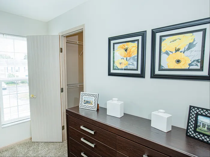 Bedroom (One Bedroom)