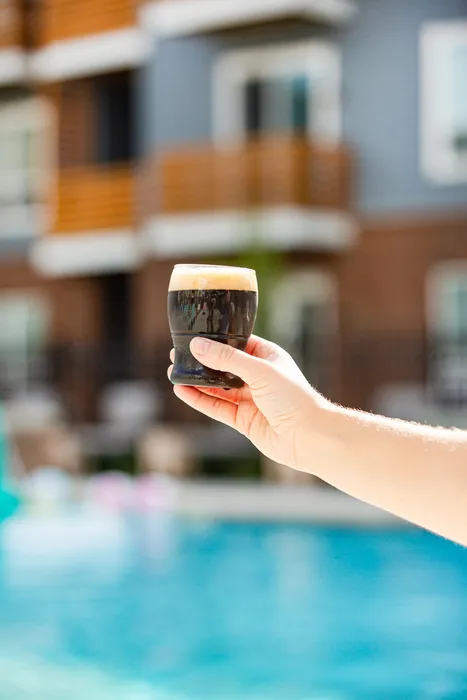 No matter what your lifestyle is, Liberty Flats will keep you plugged into the mix. Enjoy a dip in the resort-style pool or stay home and chill with your dogs or cats, we are pet-friendly after all!