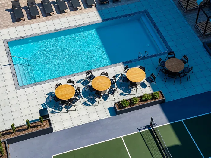 Park Monroe Amenity Deck