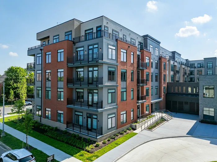 Park Monroe Exteriors