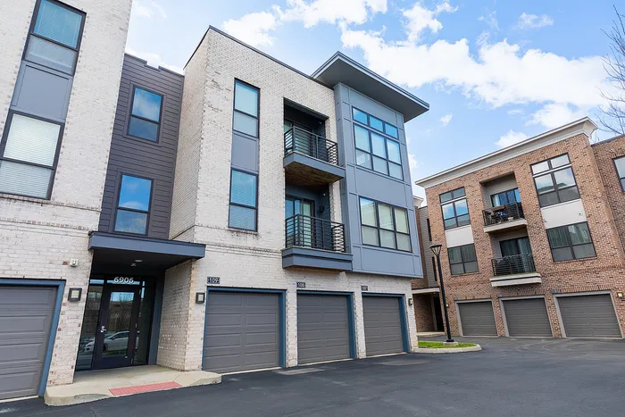 Tuller Flats Exterior
