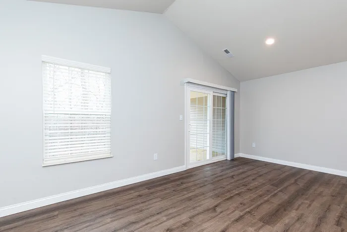 Renovated One-Bed Unit