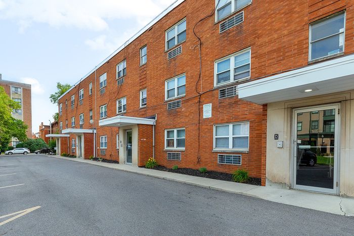 Washington Park Apartments - Brick Exterior
