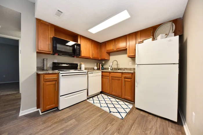 Tanglewood Apartments in Memphis