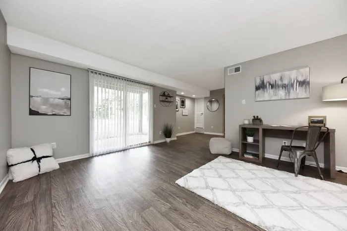Tanglewood Apartments in Memphis
