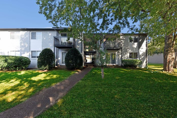 Greenbriar Apartment Homes in Nashville TN