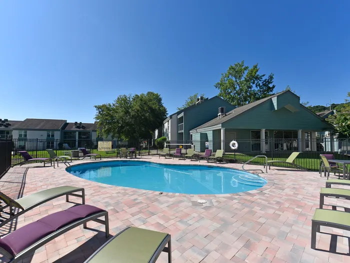 Everly Top Swimming Pool
