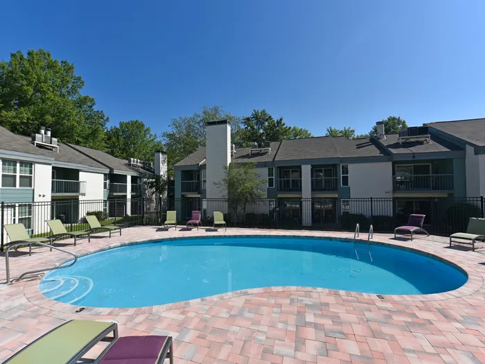 Everly Top Swimming Pool