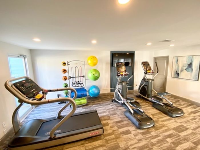 Everly Cardio