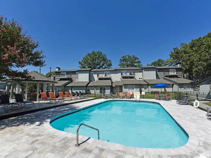 Icon Lakewood