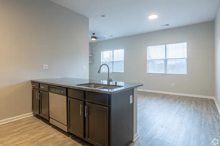 Woods Apartments in Louisville, KY