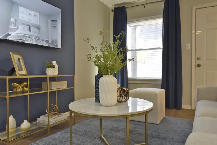Ashbury Ridge Apartments