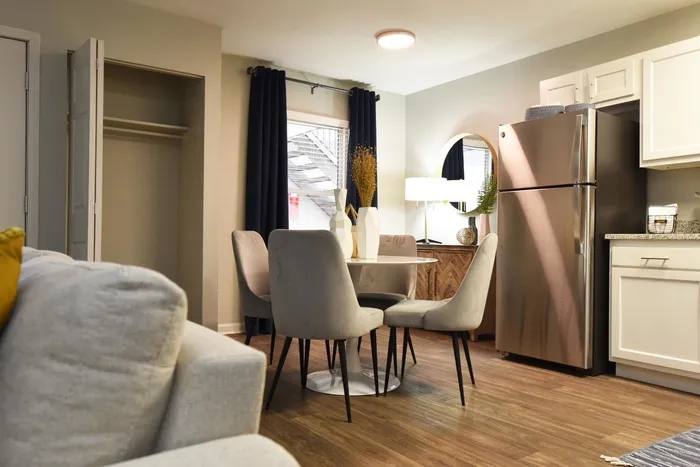 Ashbury Ridge Apartments