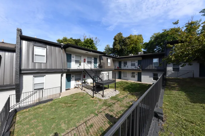 Ashbury Ridge Apartments