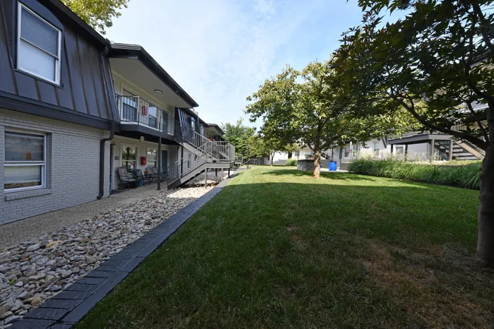 Ashbury Ridge Apartments