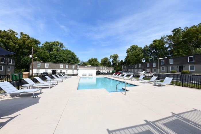 Reserve at Lindsey Apartments