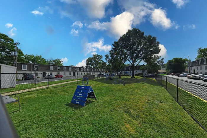 Reserve at Lindsey Apartments