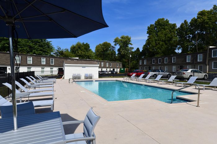 Reserve at Lindsey Apartments