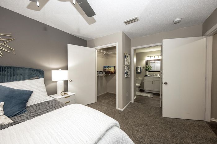 The Henley Apartment Homes