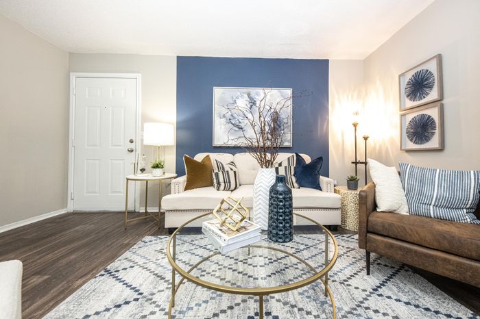 The Henley Apartment Homes