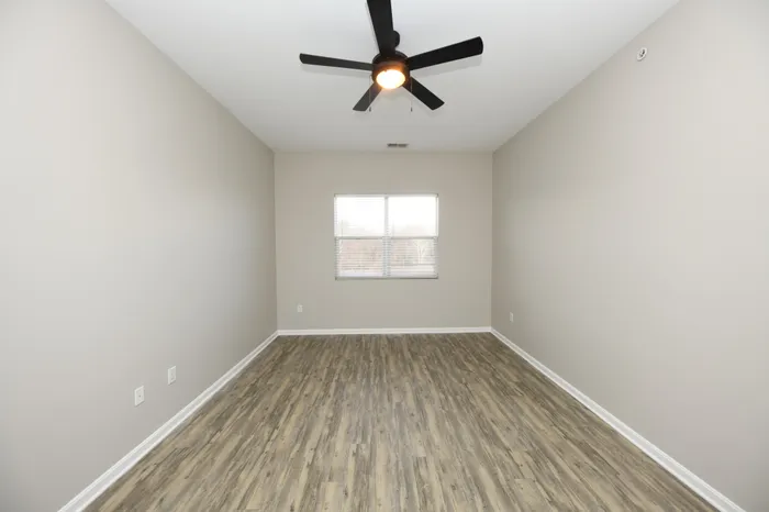 Woods Apartments in Louisville, KY