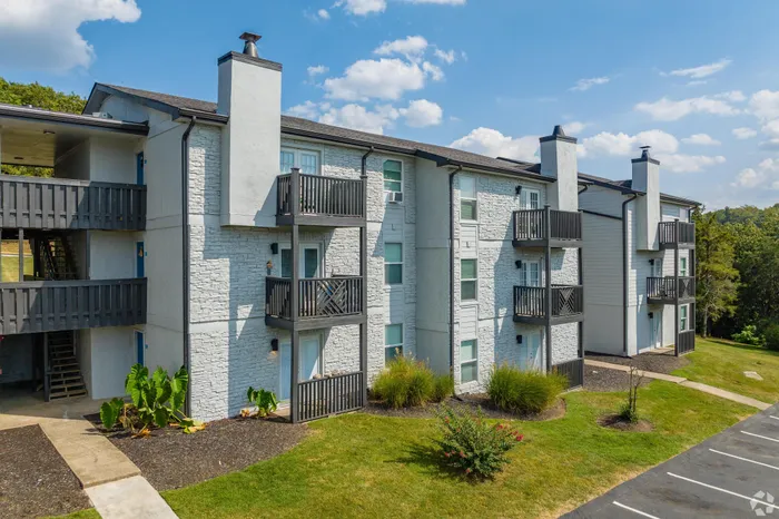 Amalie Apartments in Nashville, TN