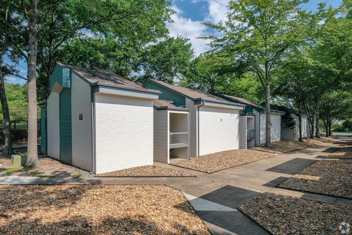 Everly Apartments in Little Rock, AR