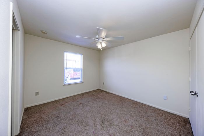 Apartments in LaFollette