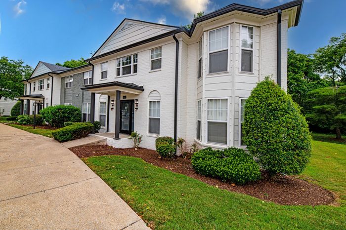 Apartments in Hendersonville