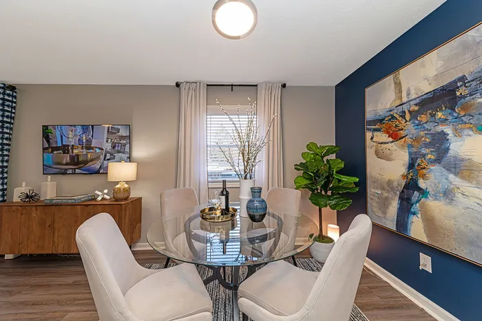Apartments in Greenwood