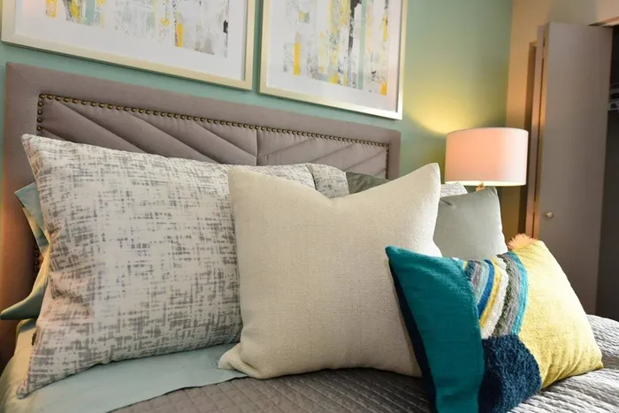 Bedroom decor- closeup on bedroom pillows