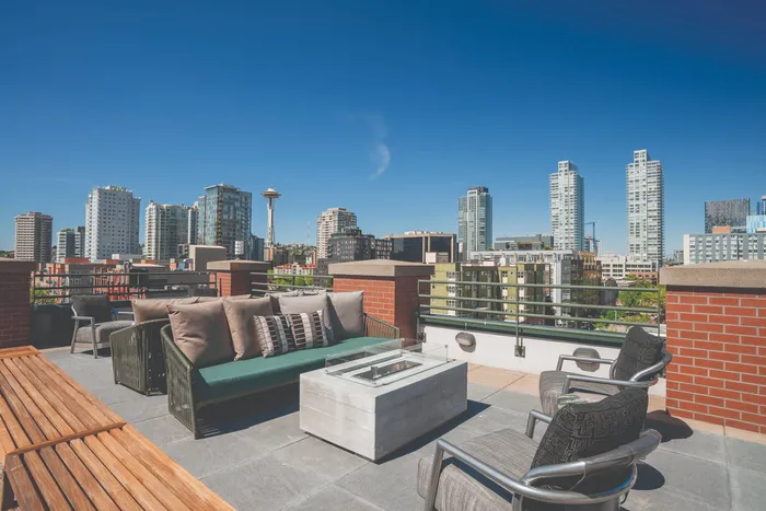 THE ROOFTOP