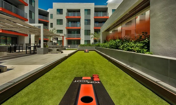 The Tomscot | Cornhole | Scottsdale, AZ Apartments