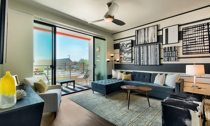 The Tomscot | Spacious Livng Area | Apartments in Scottsdale, AZ