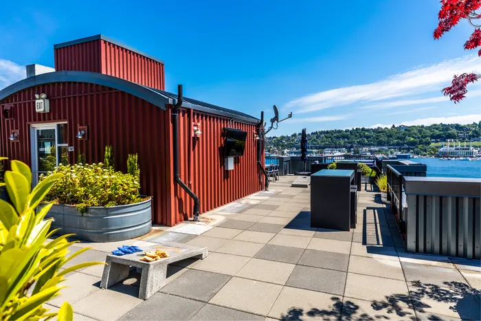 Rooftop Patio