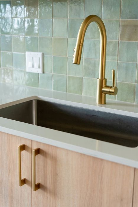 Kitchen sink