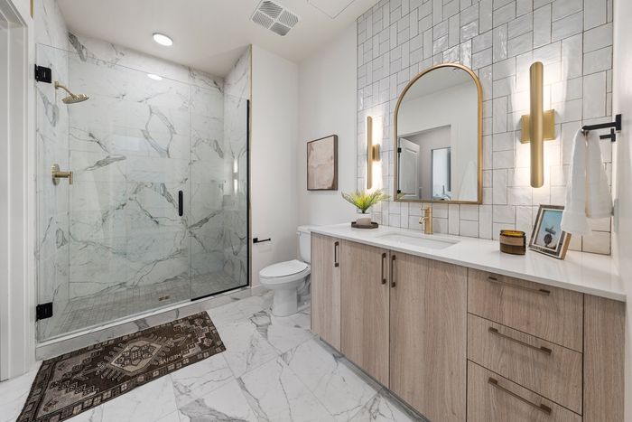bathroom with walk in shower