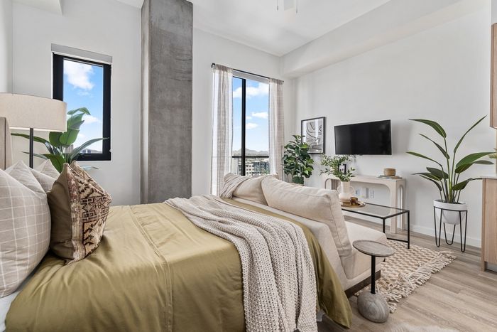 studio bedroom area