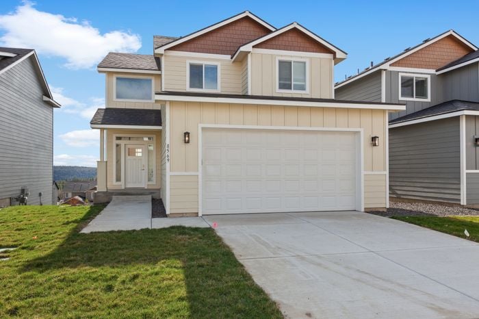 Single Family Home Mountaineer