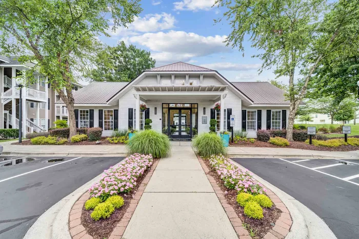 exterior leasing office