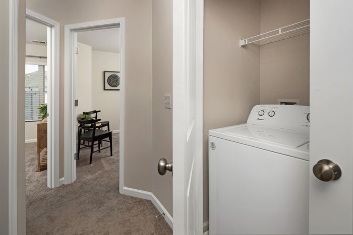 In-unit Washer & Dryer - Townes at Hamilton