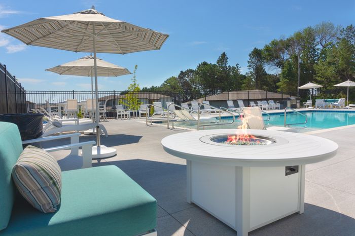 Pool fireplace