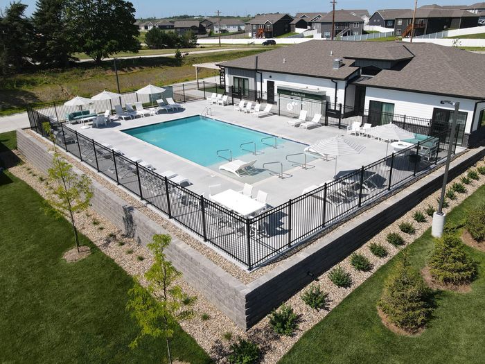 Allora Pool
