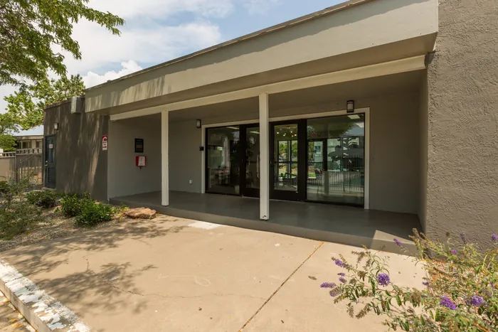 Four Hills exterior Leasing Office
