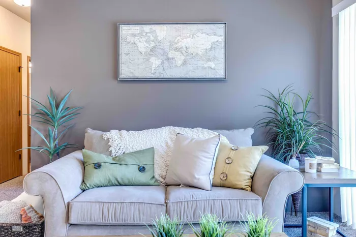 Model Unit Living Room