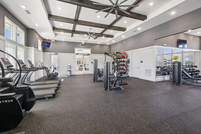 Advenir at Mallory Lake fitness center