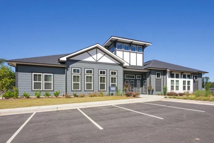 Advenir at Mallory Lake leasing office