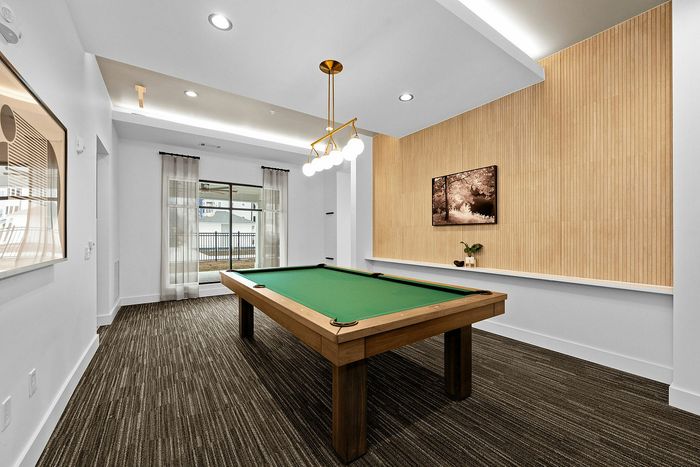 Pool table