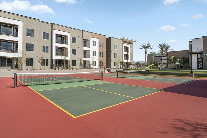 Navona exterior Two pickleball courts